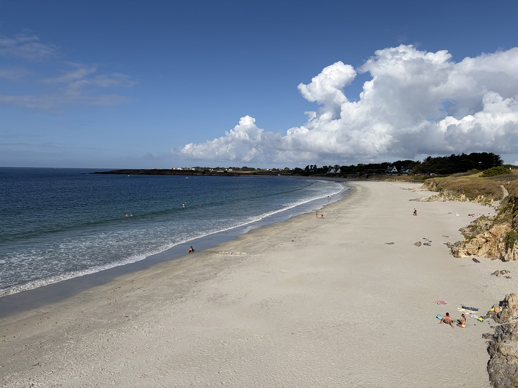 Trégunc – Maison À Révéler, Jardin Magnifique de 2000 m² & Plages À Pied