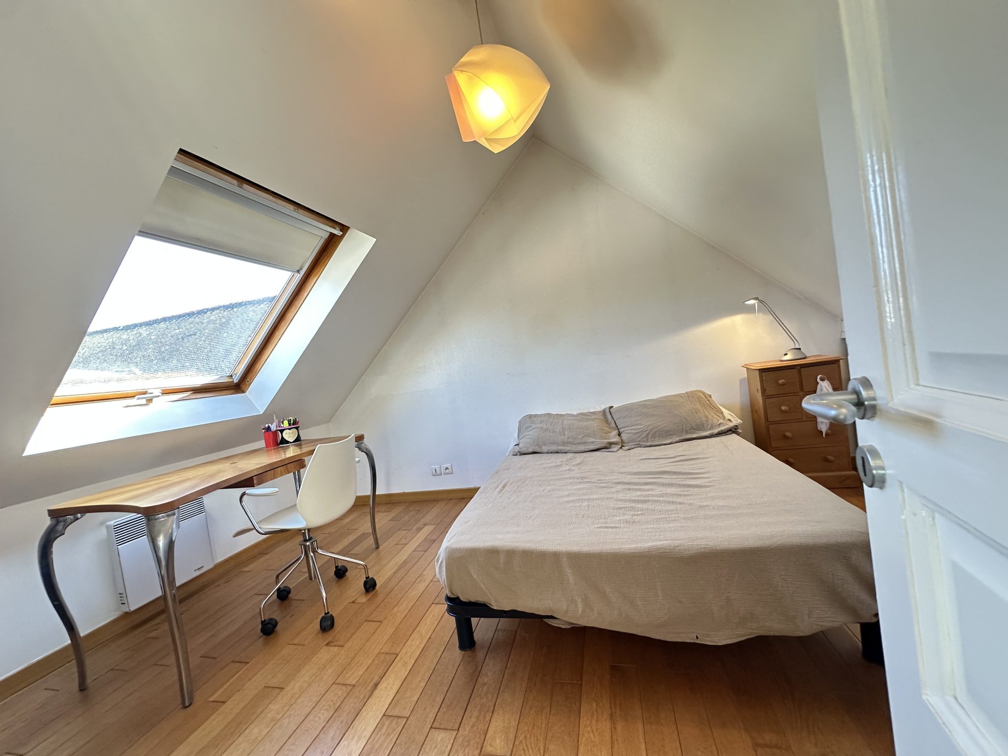 Au Coeur de Quimperlé, Ensemble Immobilier de 300m2 Proches Commerces & Ecoles ! A SAISIR !