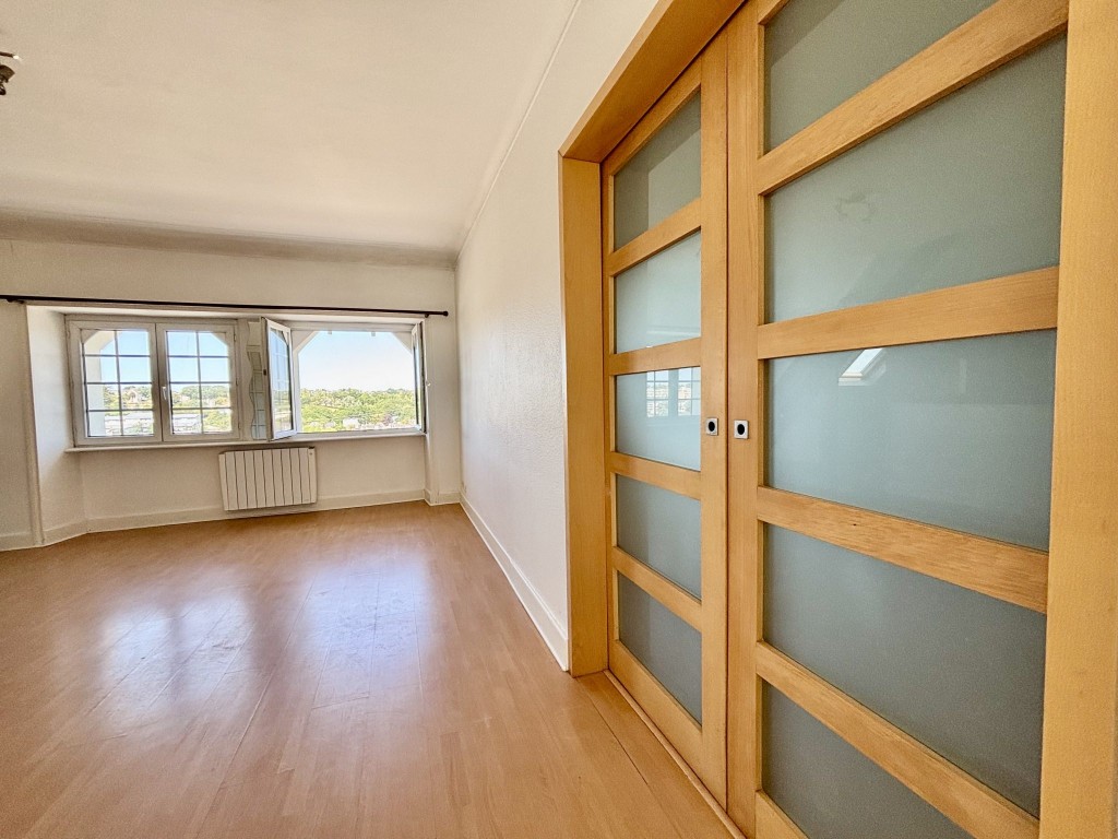 Exclusivité Agence – Proche Centre & Gare – Appartement T3 de 64m2 avec Garage & Cave