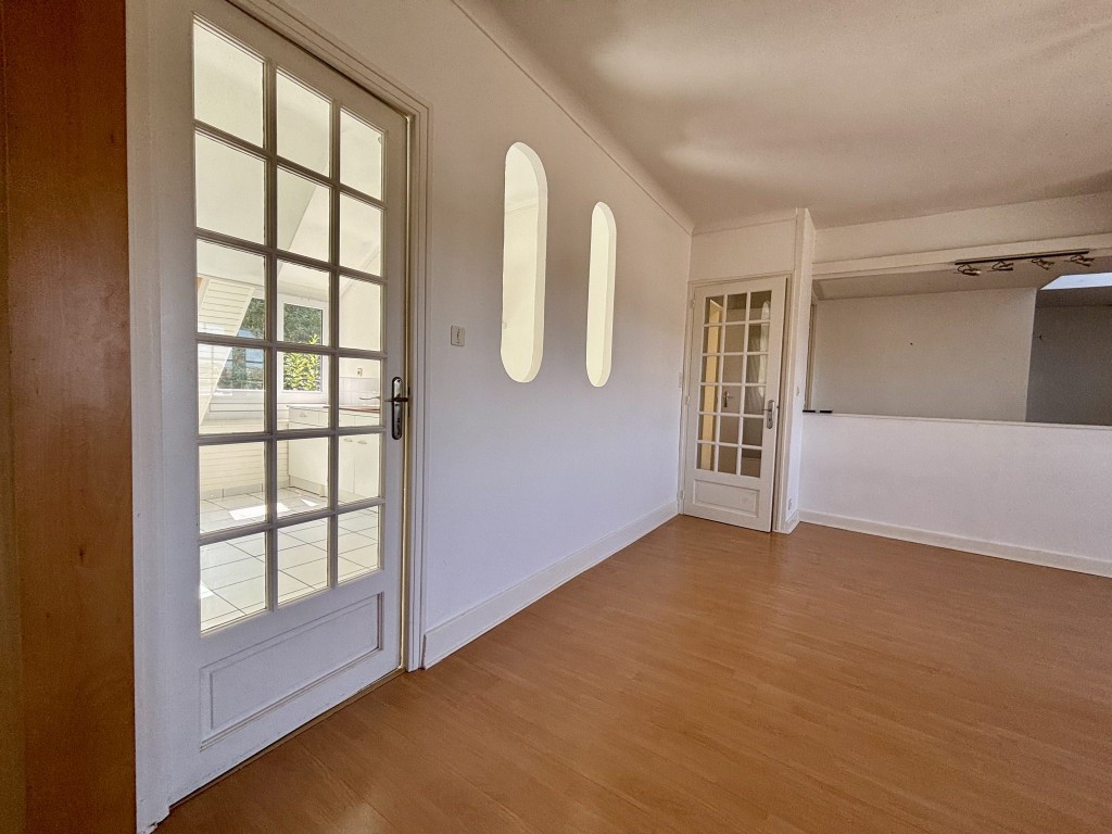 Exclusivité Agence – Proche Centre & Gare – Appartement T3 de 64m2 avec Garage & Cave