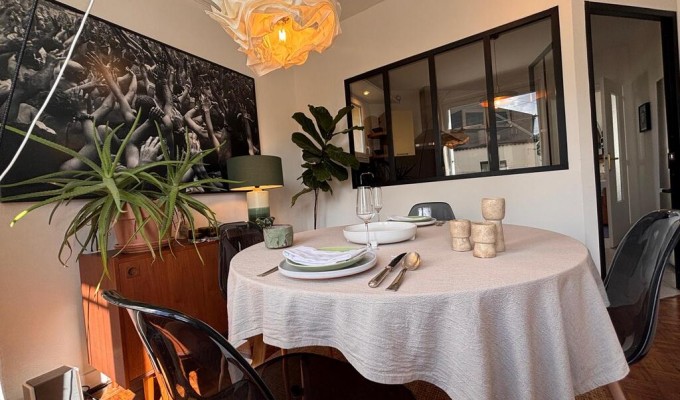 Quimper Centre vile à Pied Coquette Maison Rénovée avec jardin & 3 chambres