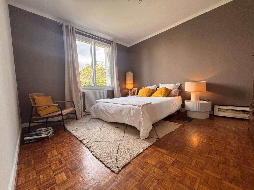 Quimper Centre vile à Pied Coquette Maison Rénovée avec jardin & 3 chambres