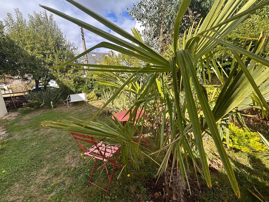 Quimper Centre vile à Pied Coquette Maison Rénovée avec jardin & 3 chambres