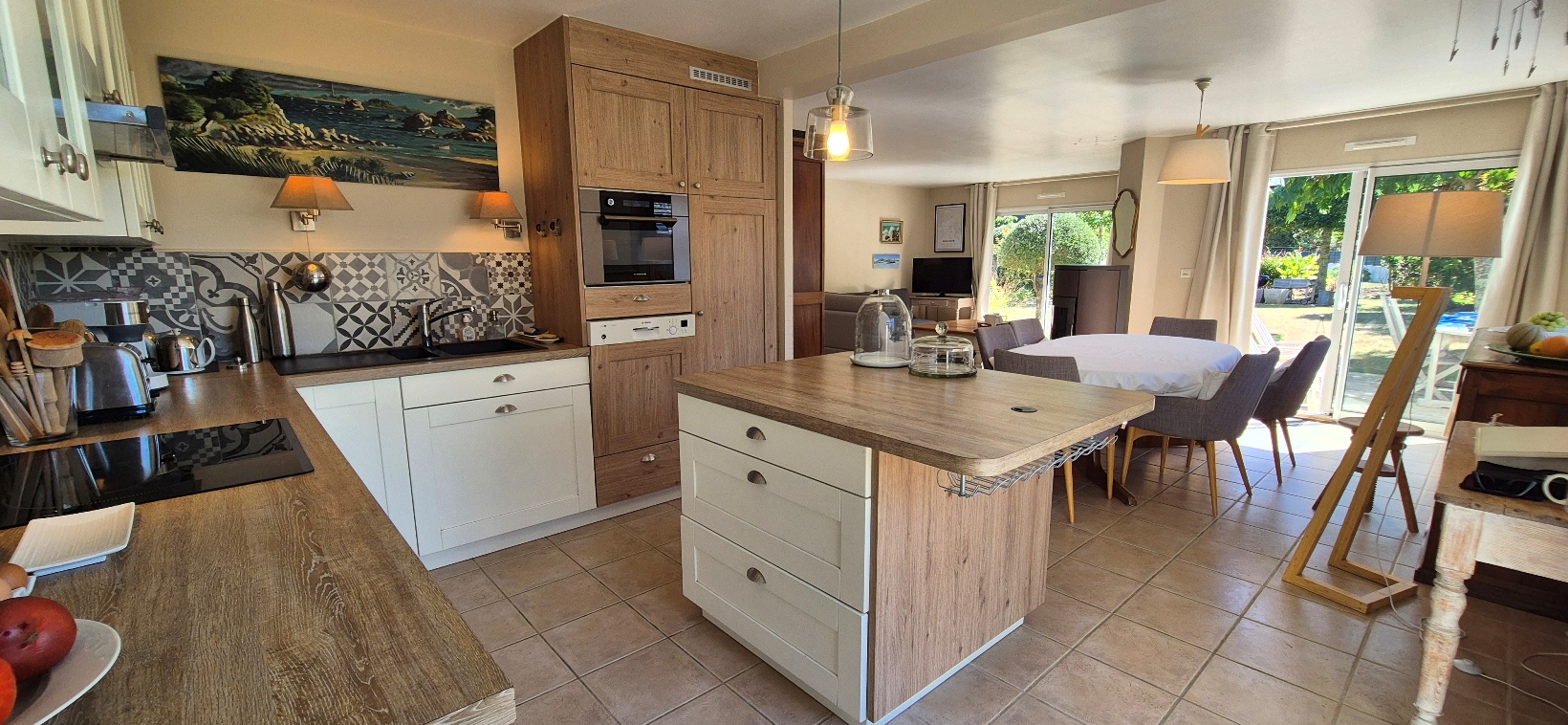 Gouesnach – Jolie contemporaine au calme dans le Bourg 4 Chambres avec Jardin
