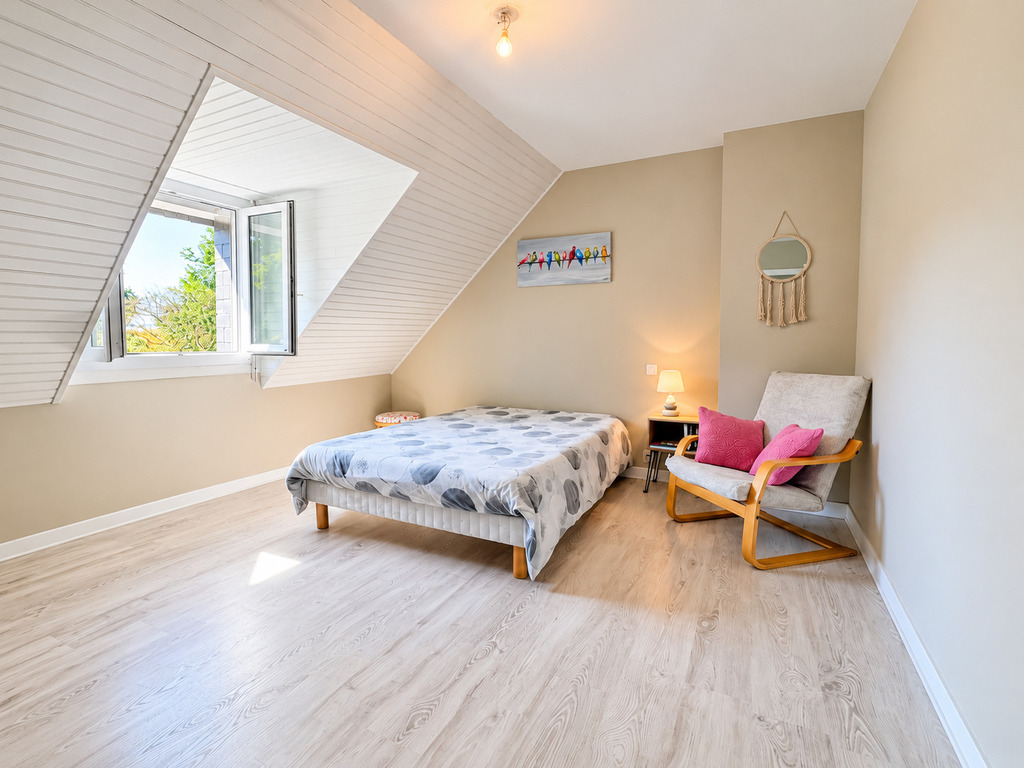 Pluvigner- L’Impeccable Contemporaine de 154m² Sur Son Parc Arboré de 1.1ha
