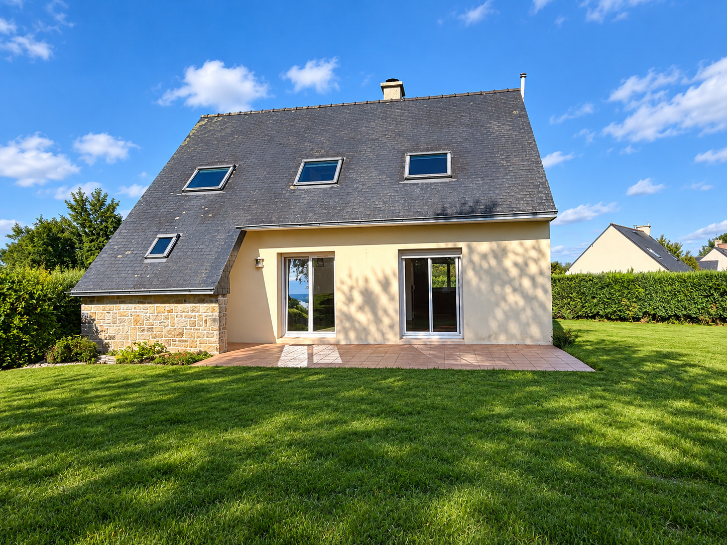 Quimper Kerfeunteun , La Ville à la Campagne Pour Coquette  Contemporaine & Son Vaste Jardin ( 1100m²) Sur Sous-Sol