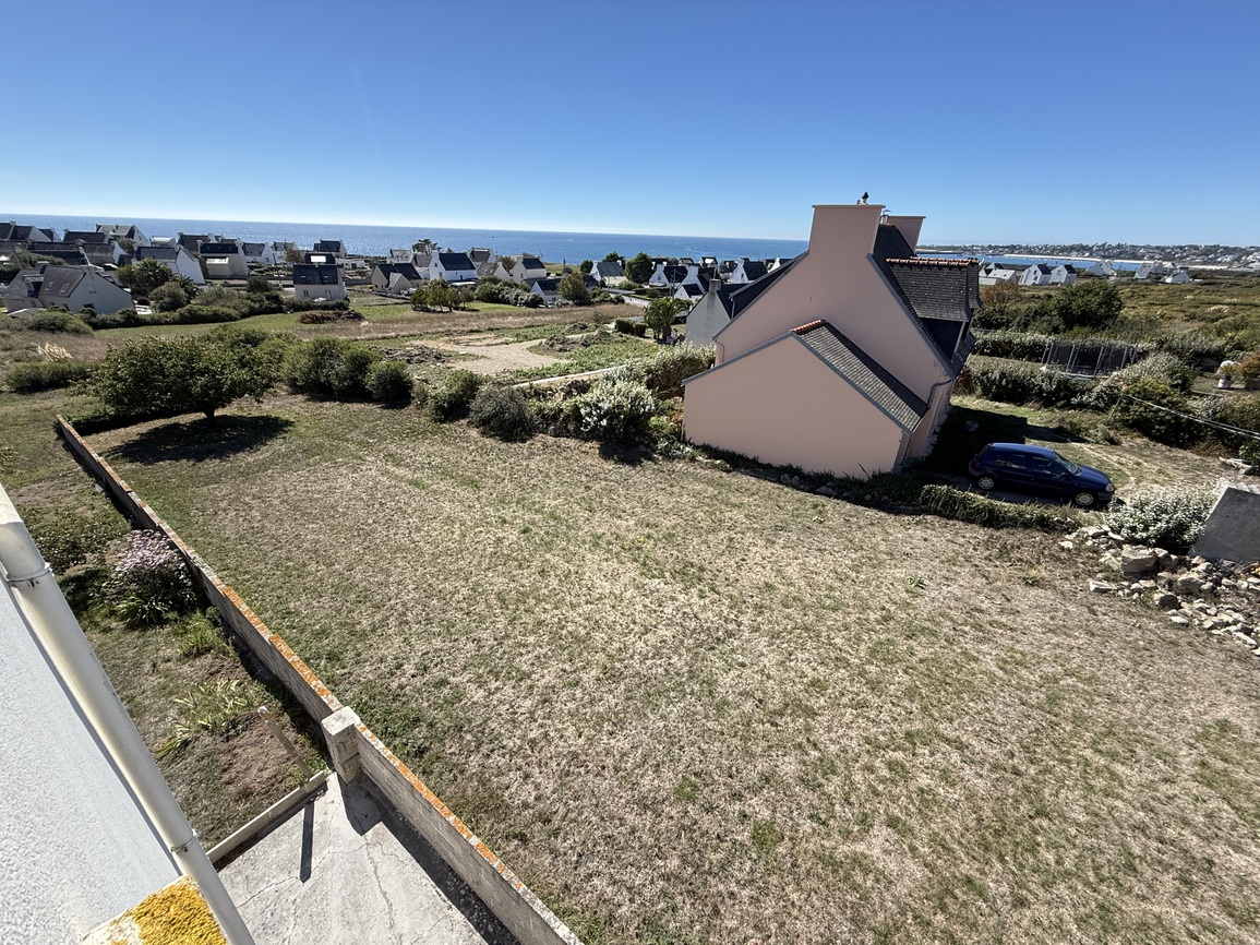 Plouhinec – Maison de 120 m² avec Terrain Constructible de 2100 m² Vue Mer et Plage à Pied