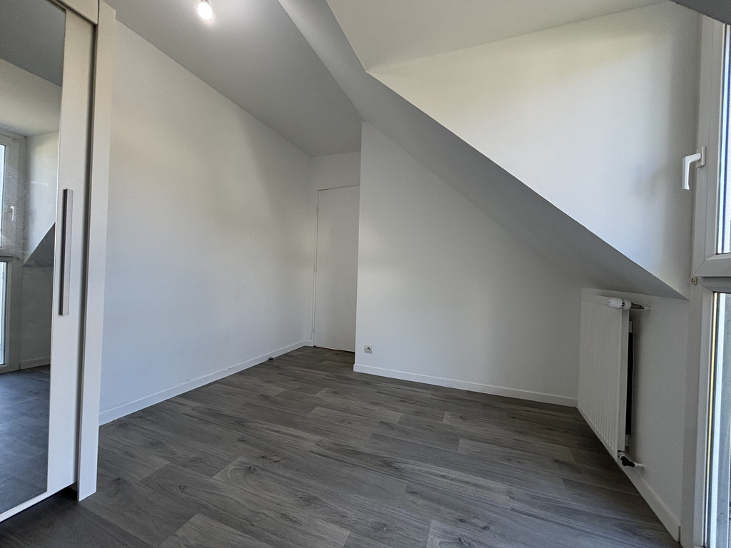 A LOUER. Libre au 05/10/2026. Ergué-Gabéric, Maison de 79 m², Renovée avec Garage et Jardin