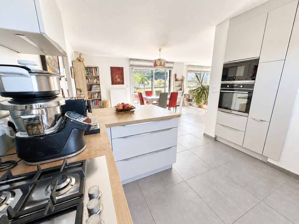 Mahalon – Confort & Simplicité, la contemporaine de plain-pied entre mer & campagne