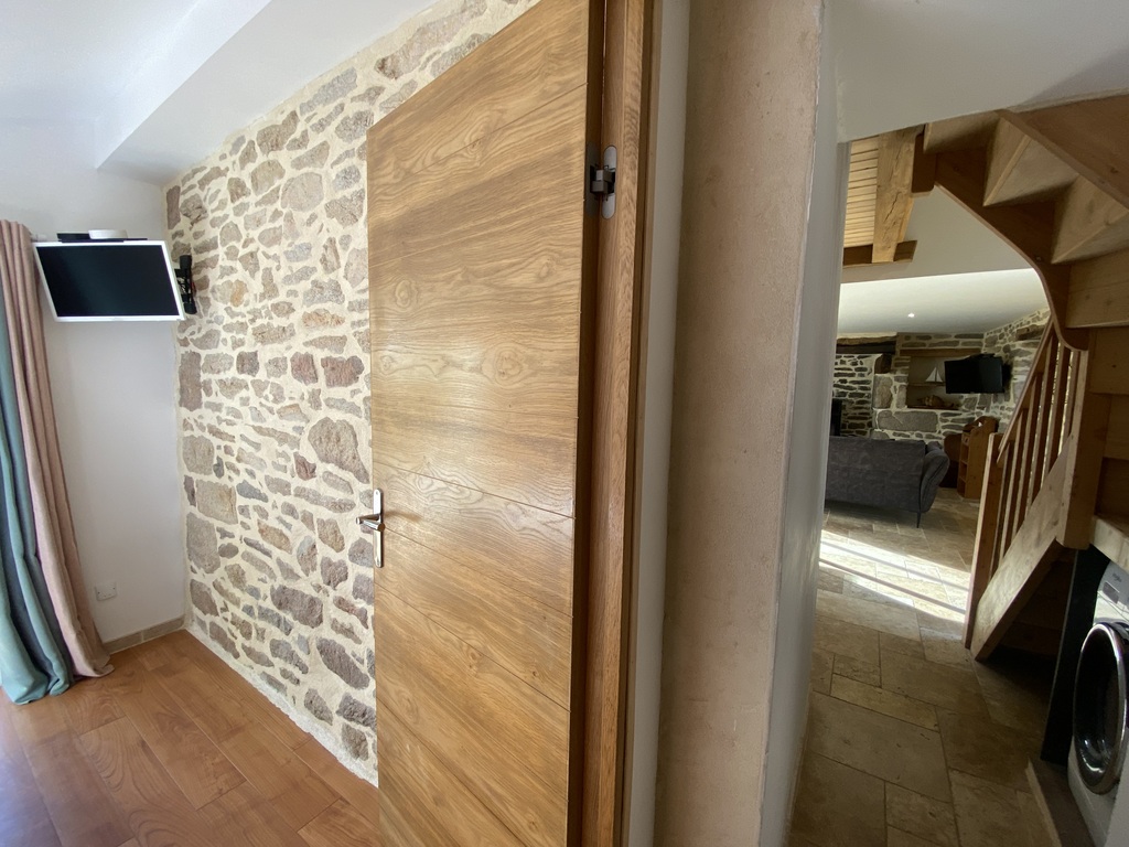 A Louer. Disponible début novembre 2026. Landudec, Maison individuelle 2 chambres avec Terrasse et jardin clos !