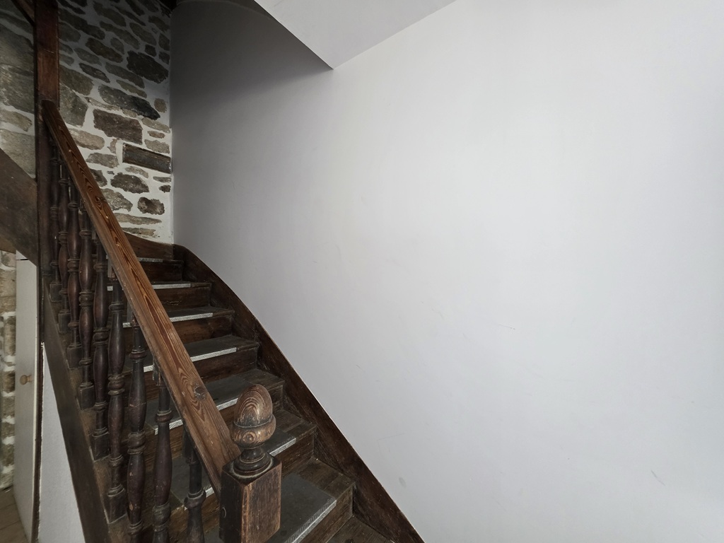PONT L’ABBE, A LOUER, Plein Centre Ville, Appartement de type 3 (83m²) avec sa TERRASSE