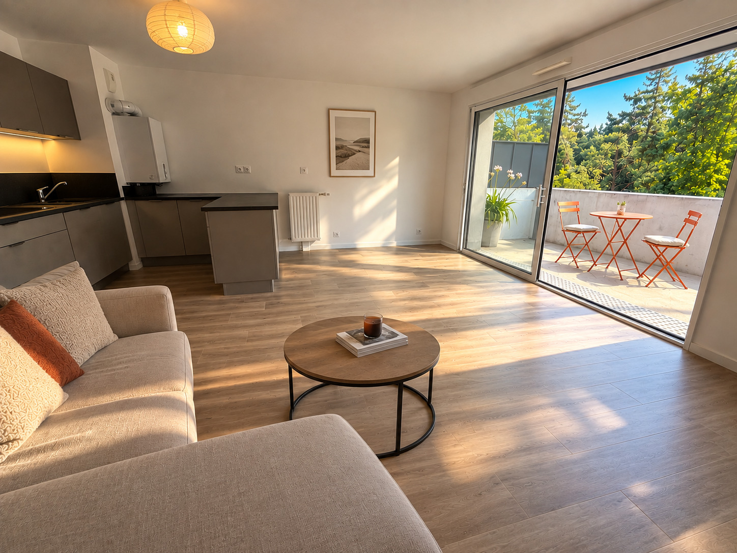 Quimper Centre ville , Résidence de Standing Pour Impeccable Appartement T4 (84m²) Avec Terrasse & Parking