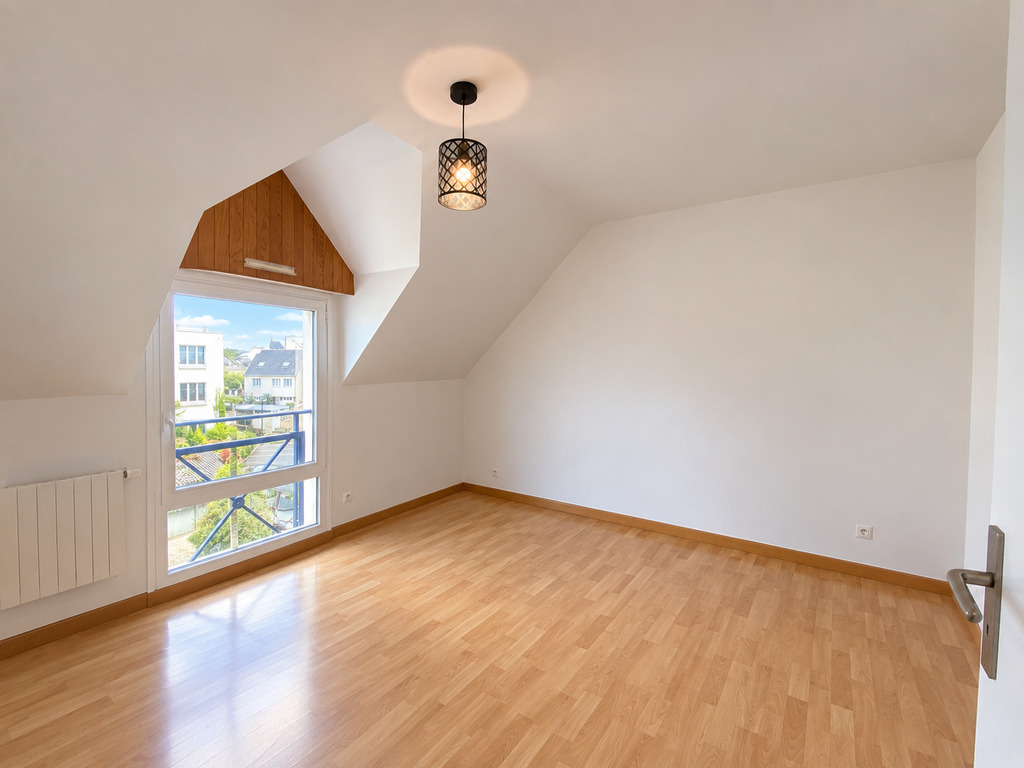 A LOUER – Disponible à partir de fin octobre 2026 – Appartement T4 Duplex avec parking en Plein Centre Ville !
