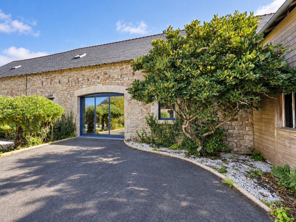 Entre Douarnenez & Crozon – La Ferme De Caractère Avec Ses 3 Gîtes & Piscine Chauffée