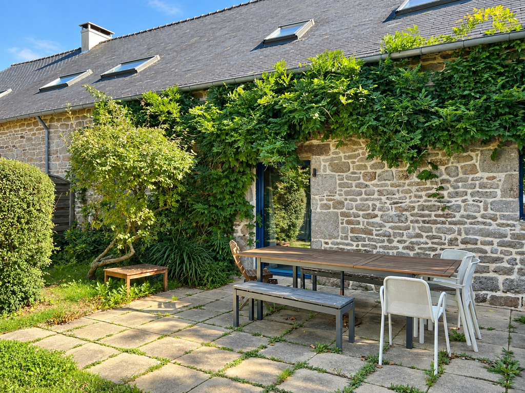 Entre Douarnenez & Crozon – La Ferme De Caractère Avec Ses 3 Gîtes & Piscine Chauffée