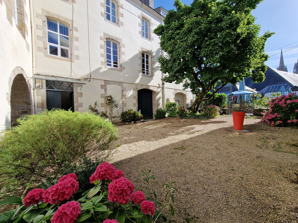 Quimper au Coeur du Centre ville Une adresse de Prestige pour T3 de 80 m²