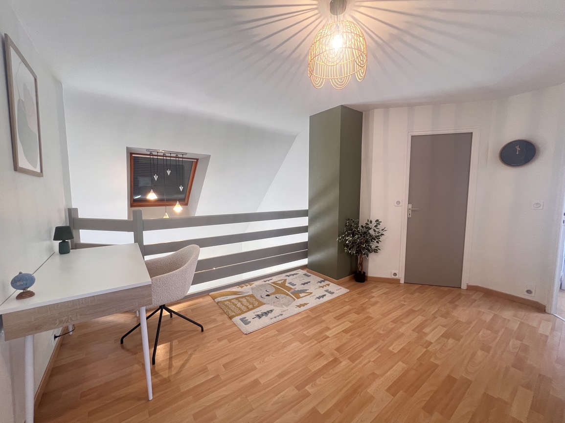 Kervignac – La Verdoyante & Préservée Maison Individuelle de 130m2 Avec Piscine Sur 1900m²