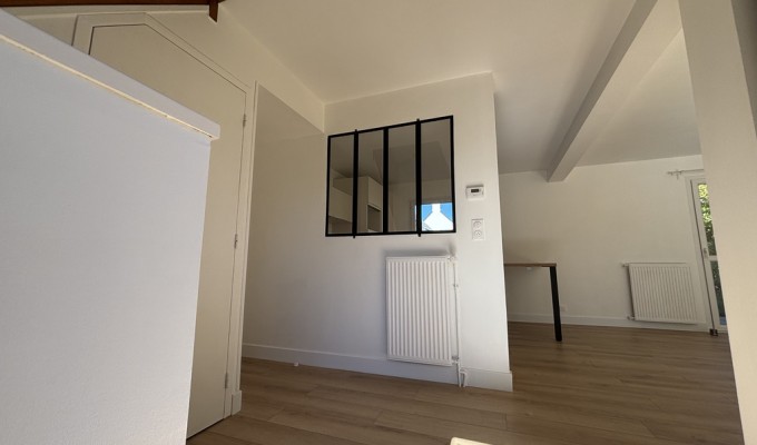 A LOUER. Libre au 05/10/2026. Ergué-Gabéric, Maison de 79 m², Renovée avec Garage et Jardin