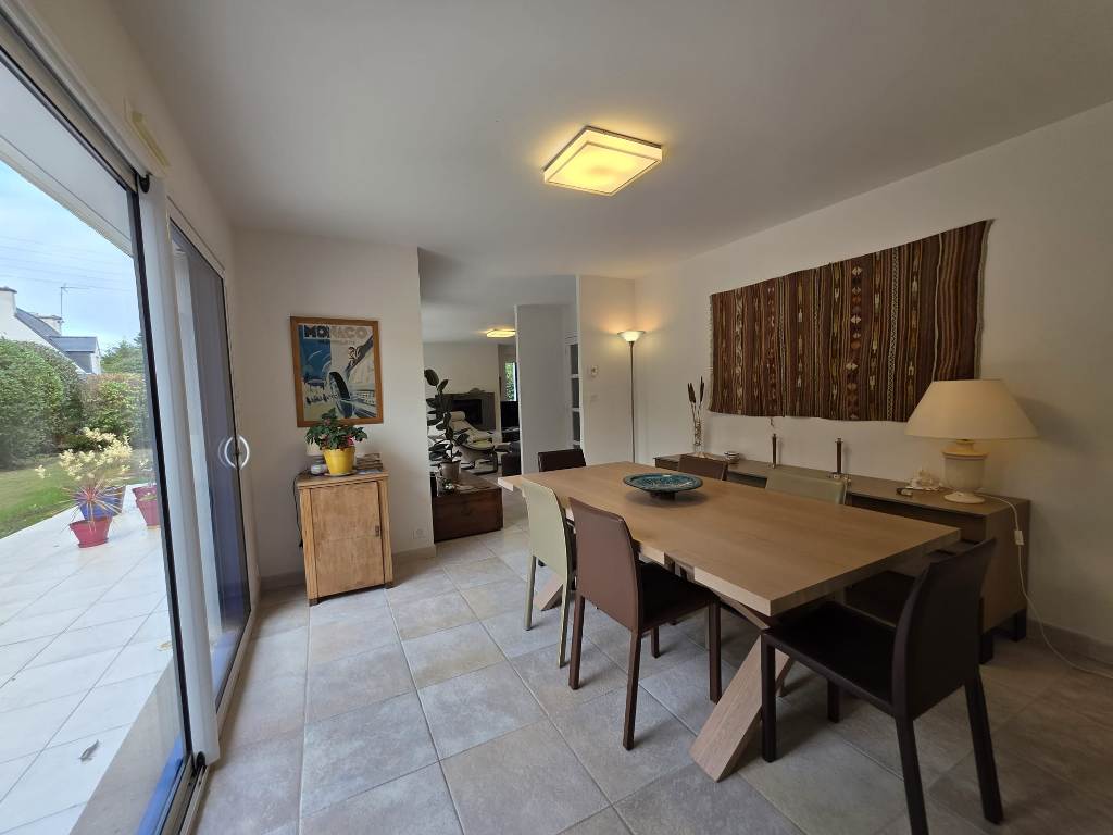 Sainte-Marine Environnement Privilégié Pour Cette Vaste & Elégante Maison Contemporaine Aux Lignes Epurées.