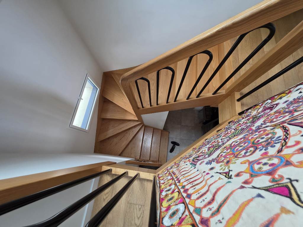 Sainte-Marine Environnement Privilégié Pour Cette Vaste & Elégante Maison Contemporaine Aux Lignes Epurées.