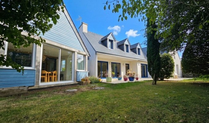 Sainte-Marine Environnement Privilégié Pour Cette Vaste & Elégante Maison Contemporaine Aux Lignes Epurées.