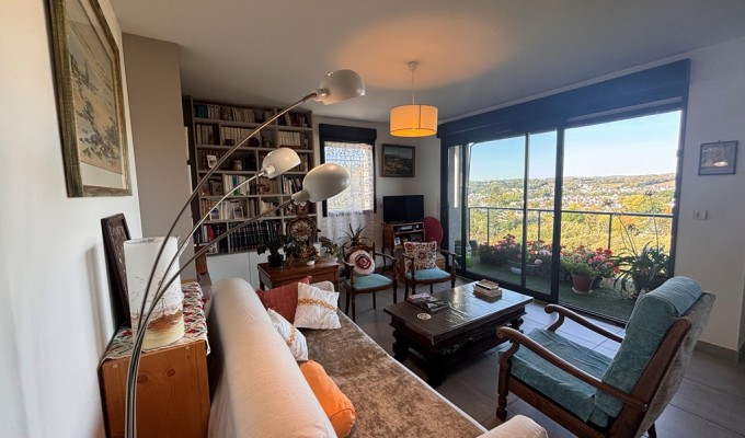 Quimper Kerfeunteun L’Impeccable Appartement T4 de 85 m² Avec Ascenseur Balcon & Stationnement Privatif.