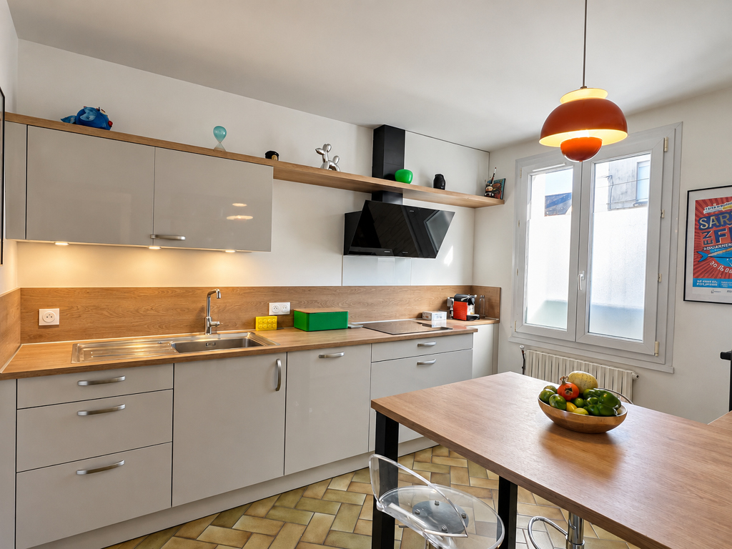 Douarnenez- Ploaré – La Familiale & Lumineuse Maison Avec Vue Dégagée, Jardin & Garage