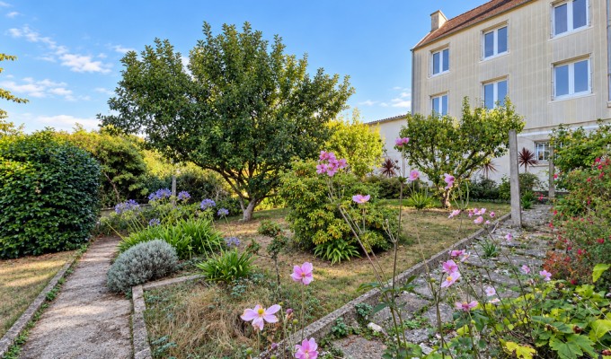 Douarnenez- Ploaré – La Familiale & Lumineuse Maison Avec Vue Dégagée, Jardin & Garage