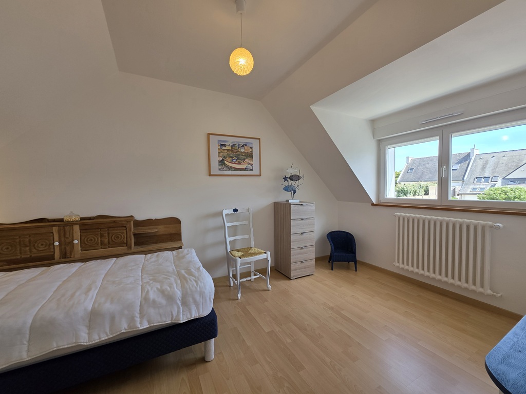 LOCTUDY, A 50 mètres de La Plage, Maison Bigoudène Entièrement rénovée Avec Garage et Jardin de 500m²