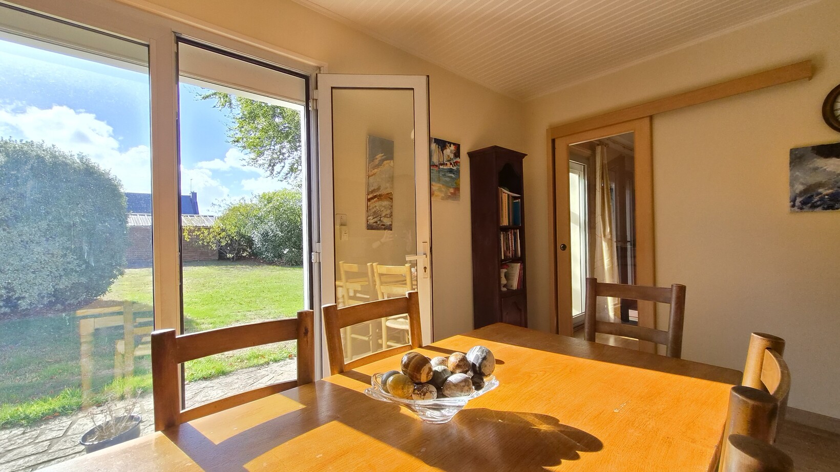 Concarneau – Généreuse & Lumineuse Familiale (141m²) Au Calme Avec Plain Pied & Terrain Arboré (1300m²)
