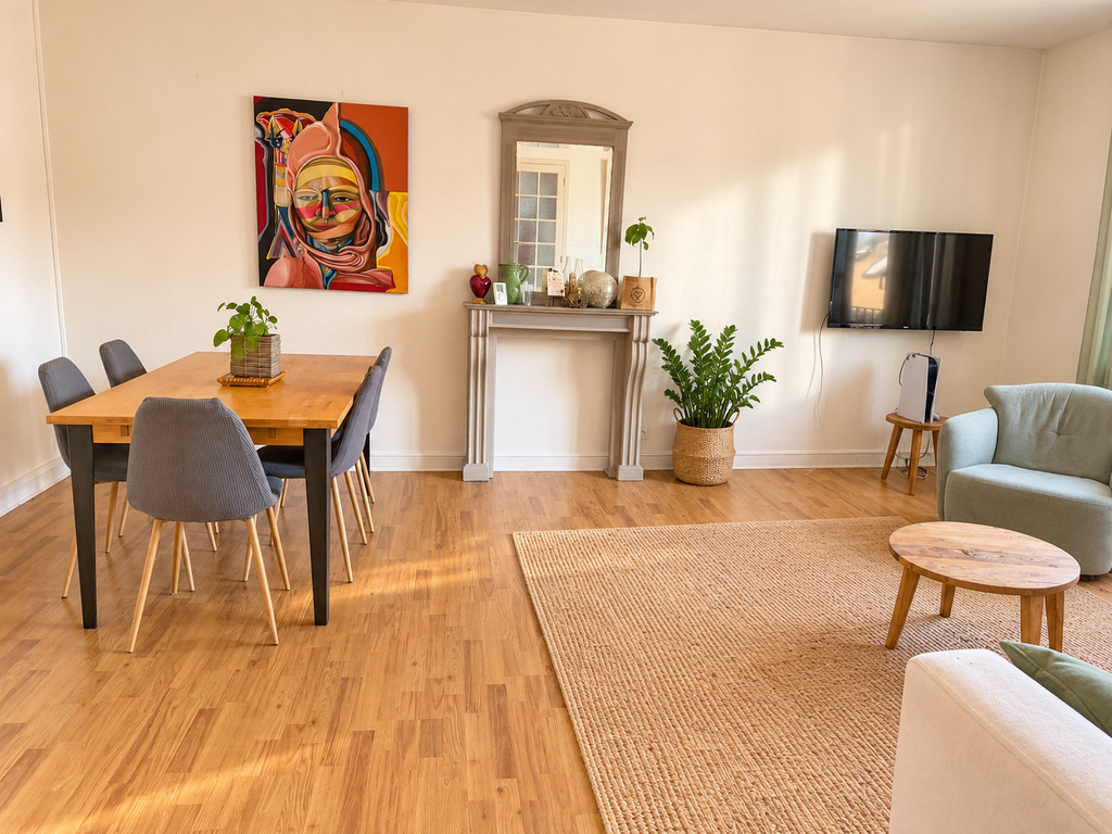 Quimper Centre Ville Quartier Gare – Vaste appartement T4 de 85 m² avec Parking