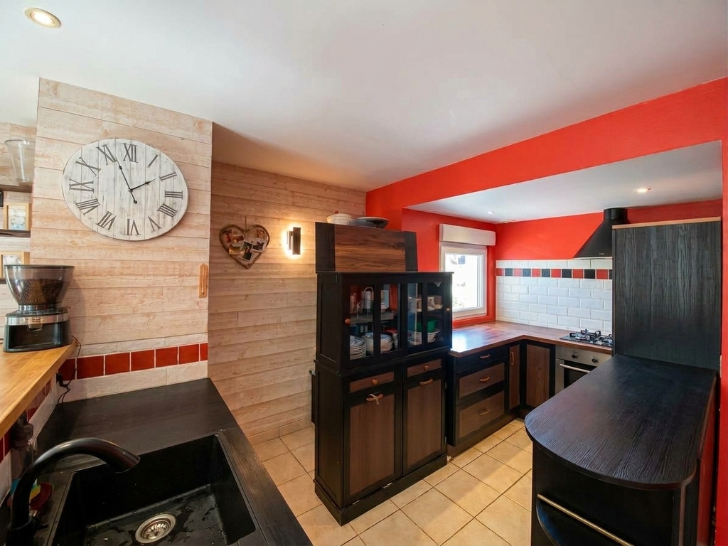 Rosporden-  L’Authentique Maison en Pierre (1950) Rénovée Avec Goût & Son Jardin Clos de 700 m² Sans Vis-à-Vis