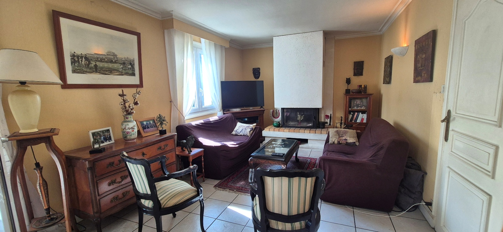 Ergué-Gabéric, Maison à Rénover (5 chambres) , Vaste Jardin de 6000 m²