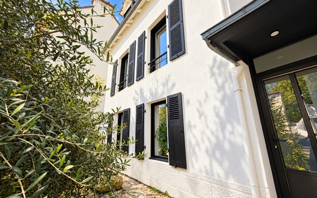 Exclusivité Agence , Quimper , Rénovation Qualitative Pour Coquette Maison de Ville Avec Jardin & Garage