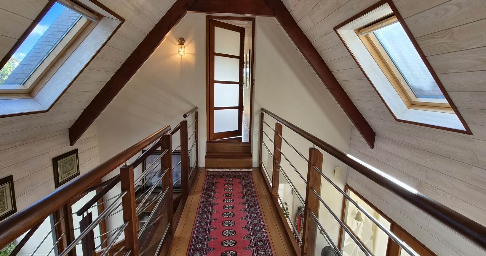 La Forêt Fouesnant – Vaste Contemporaine de 220 m² & 5 Chambres – Terrain d’environ 1110 m²