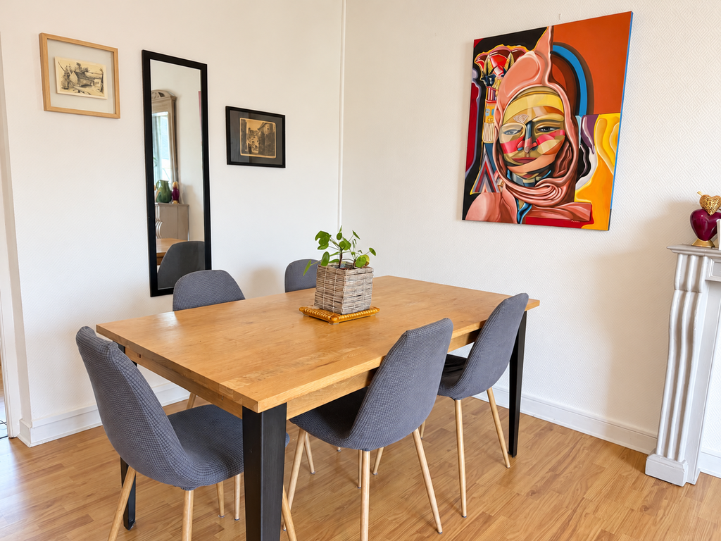 Quimper Centre Ville Quartier Gare – Vaste appartement T4 de 85 m² avec Parking