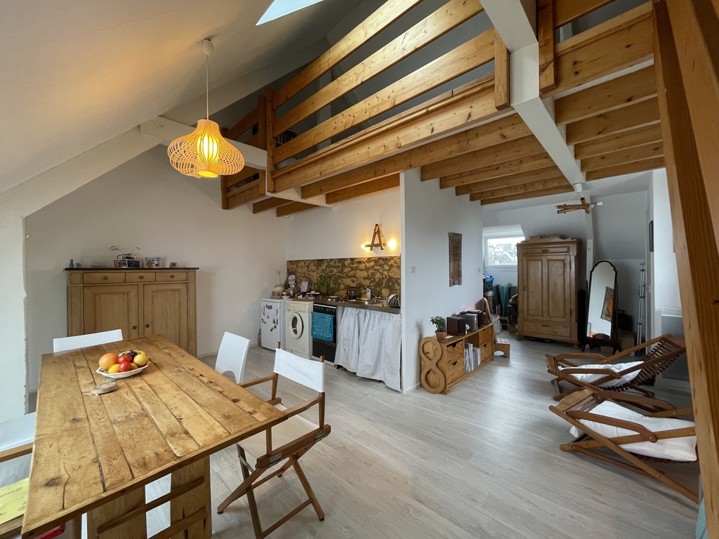 Plomodiern – Saint Nic – Appartement T2 Lumineux Avec La Plage Pour Jardin