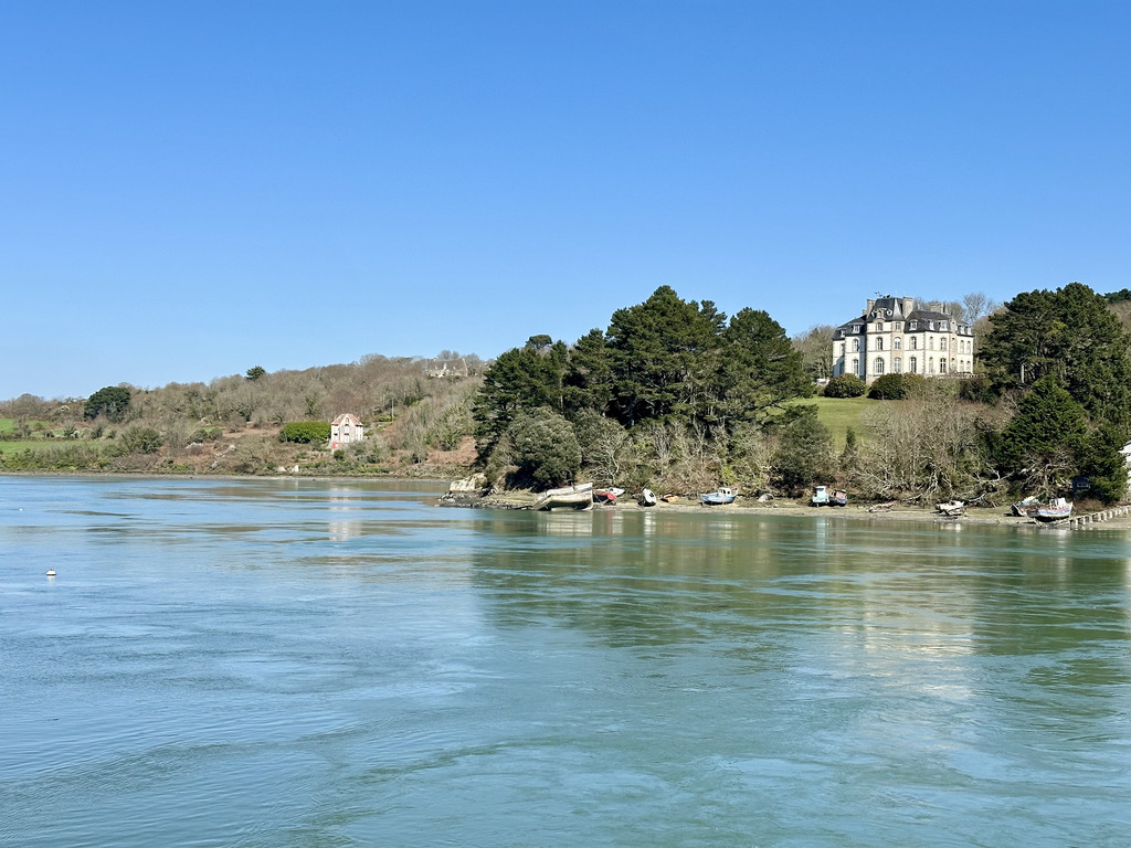 Audierne – Caractère & Lumineuse, à Deux Pas des Rives du Goyen & Centre-Ville à Pied